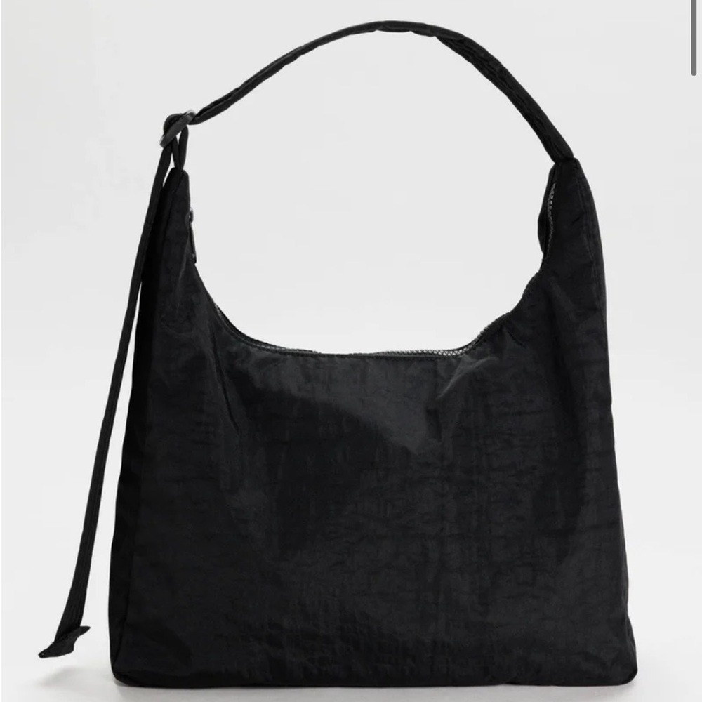 Baggu nylon shoulder bag